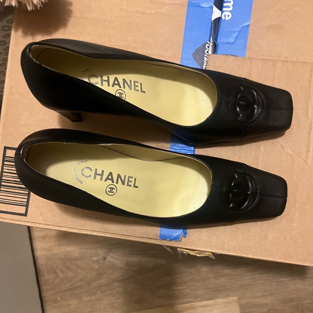 Chanel Heels Black